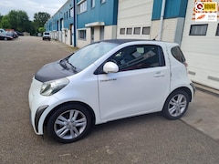 Toyota iQ - 1.0 VVTi SPECIAL EDITION met AIRCO, IN PRIJS VERLAAGD , zeer compleet uitgevoerd