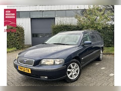 Volvo V70 - BWJ 2003 2.4 141 PK Edition I YOUNGTIMER | TREKHAAK | CLIMA | STUURBEKR. | CENTR.VERGR. |