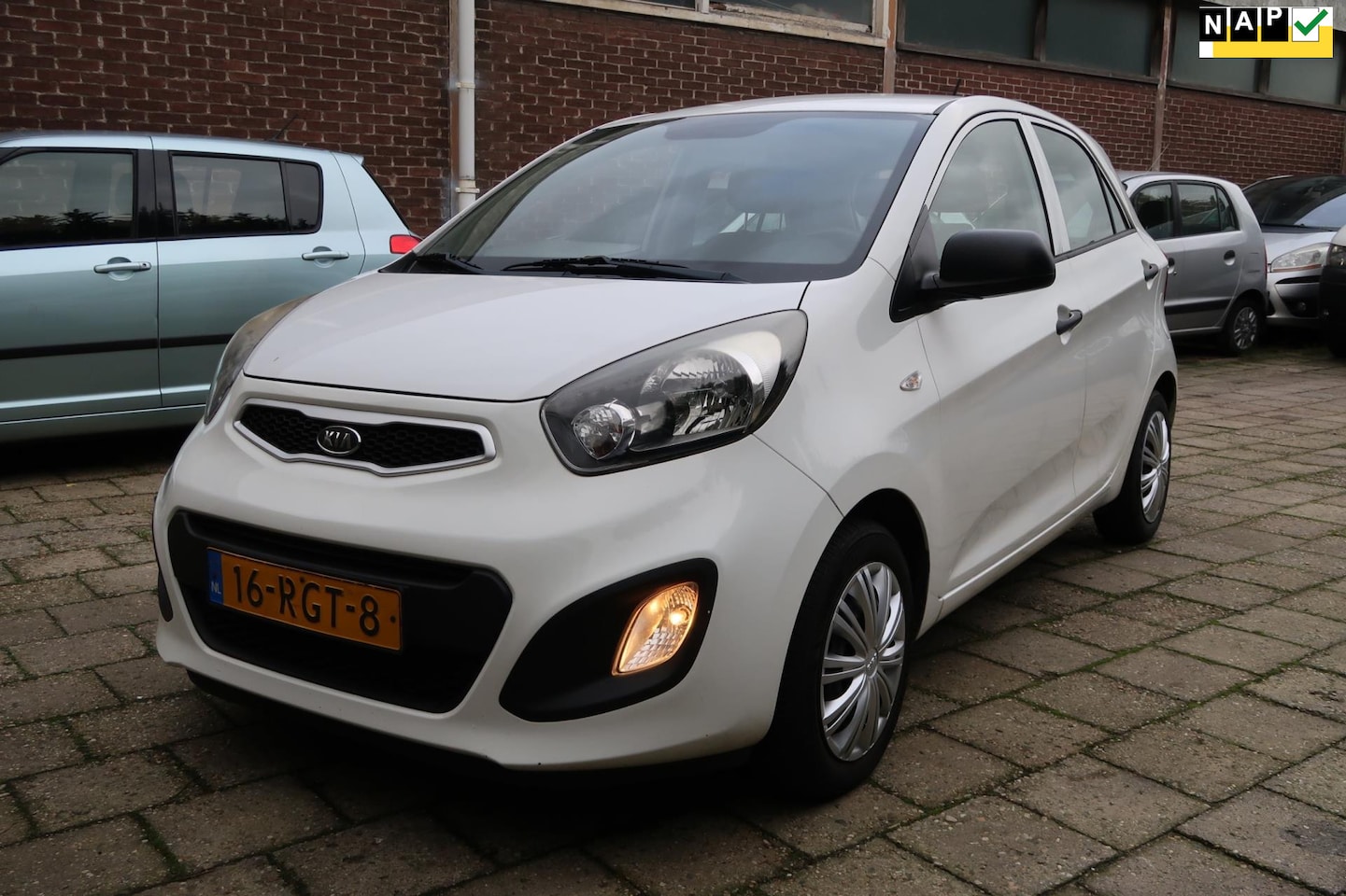 Kia Picanto - 1.0 CVVT Airco 1.0 CVVT Airco - AutoWereld.nl