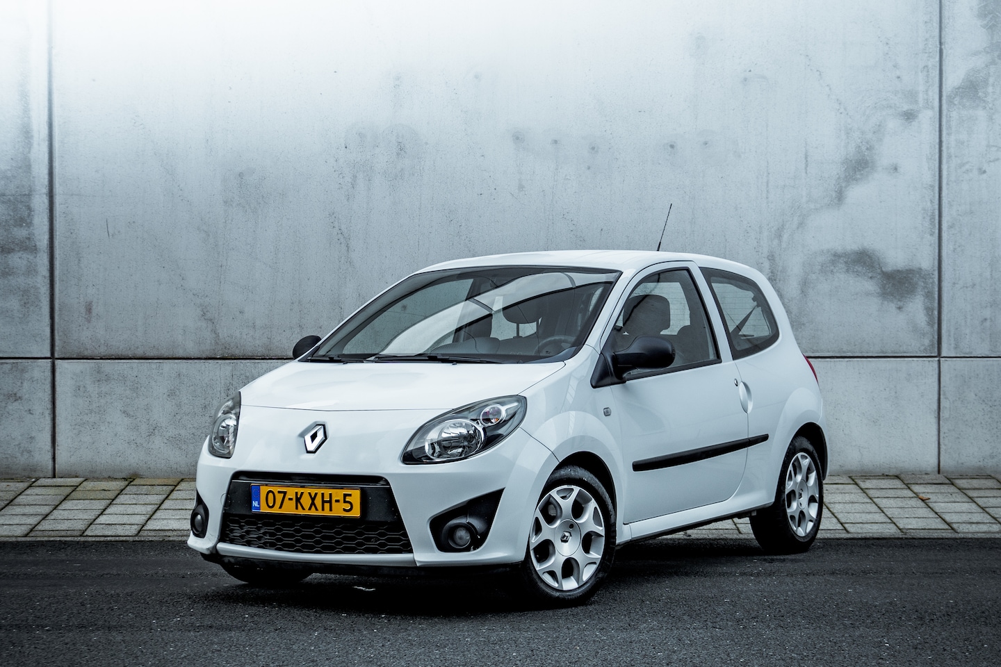 Renault Twingo - 1.2-16V Authentique 94d km Orig NL Distributieriem vervangen - AutoWereld.nl