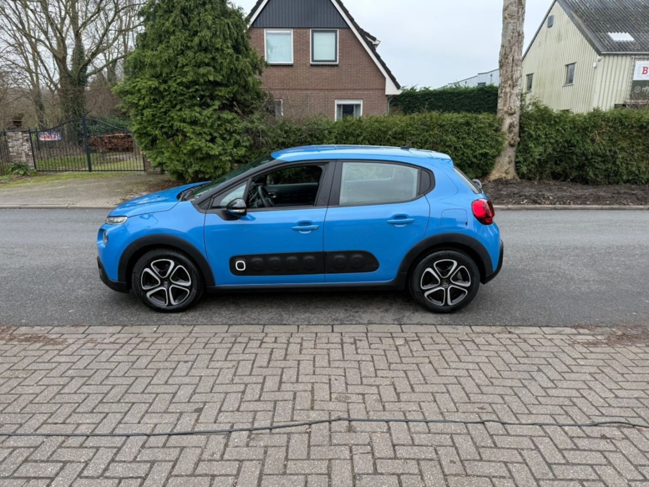 Citroën C3 - Pure Tech Shine*ECC*Cruise control*Apple Carplay/Android - AutoWereld.nl