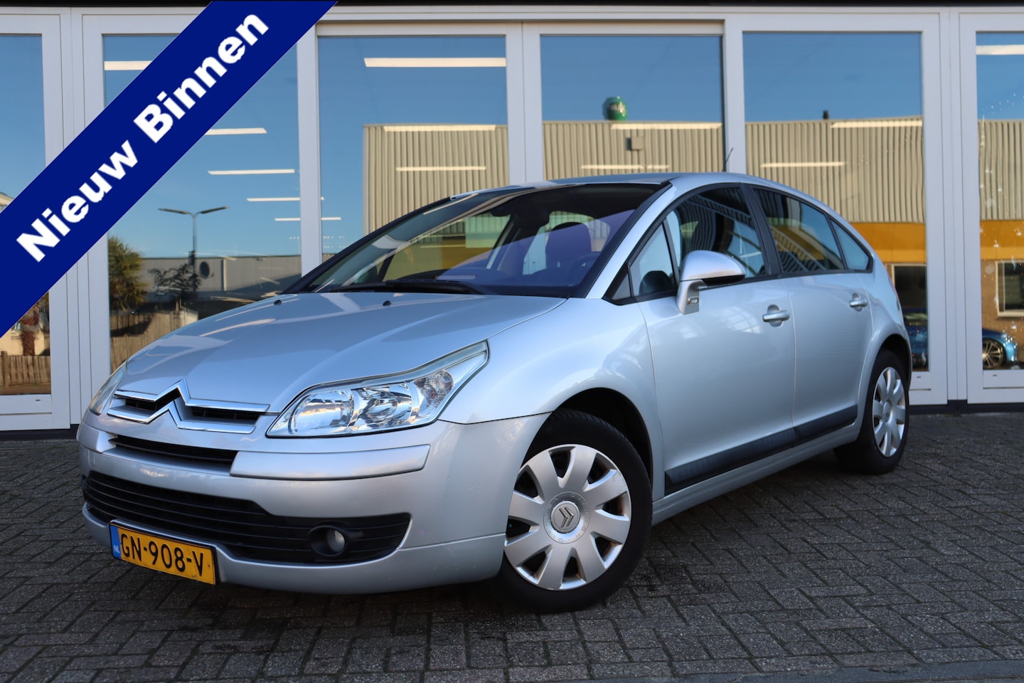 Citroën C4 - 1.6-16V Image 1.6-16V Image, Automaat, Cruise Control, Climate Control, Trekhaak, Prijs Is Rijklaar - AutoWereld.nl