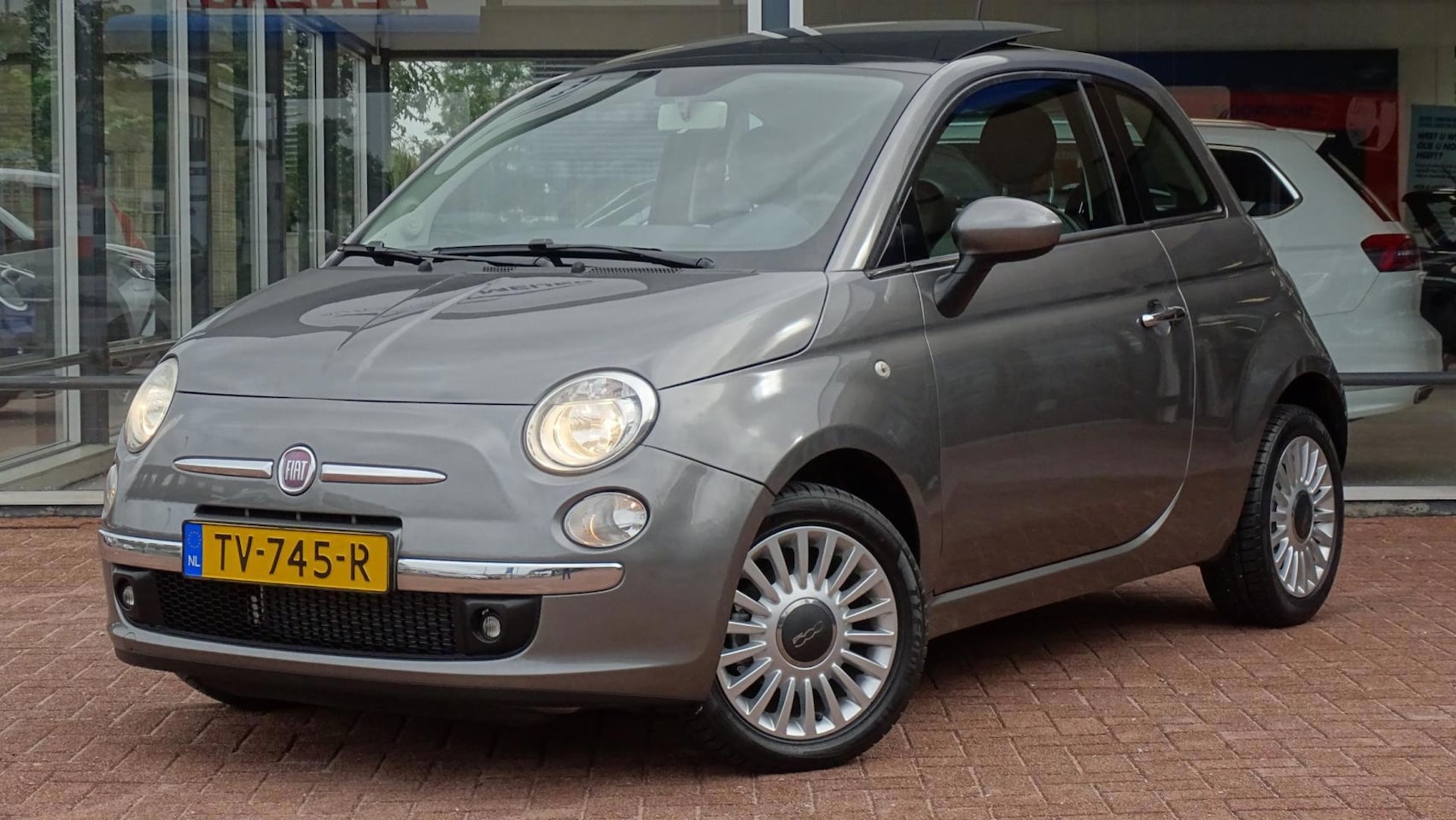 Fiat 500 - 1.2 Lounge | Panoramadak | Airco | Vol opties | Elek. pakket | 2011 | Inruil mogeljik - AutoWereld.nl