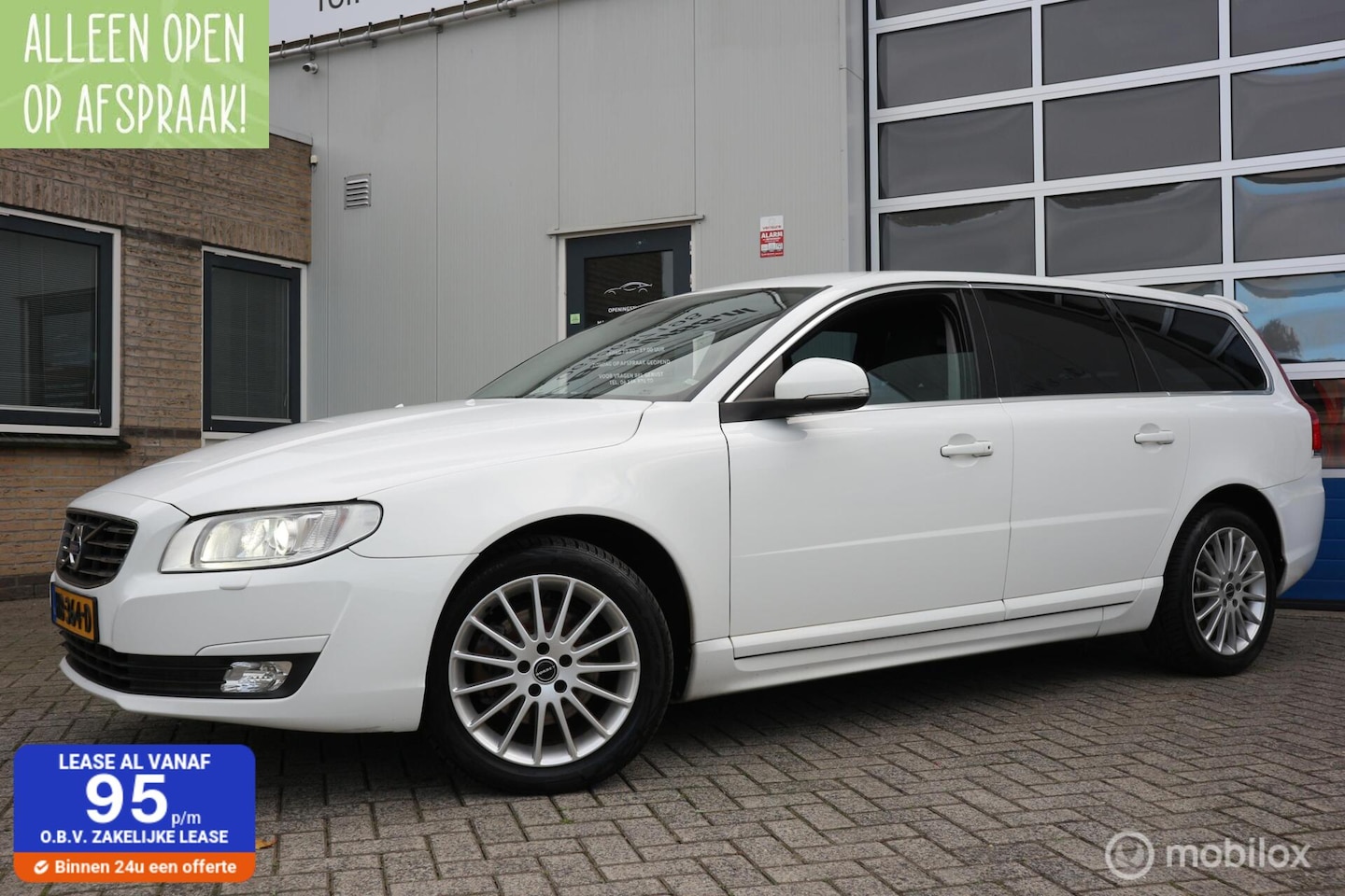 Volvo V70 - 2.0 D2 120pk XENON/NAVIGATIE/FACELIFT/25-09-2015 - AutoWereld.nl