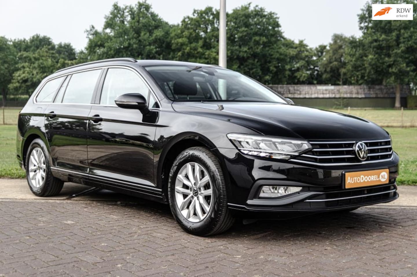 Volkswagen Passat Variant - 1.5 TSI Business Automaat NIEUW BINNENGEKOMEN - AutoWereld.nl