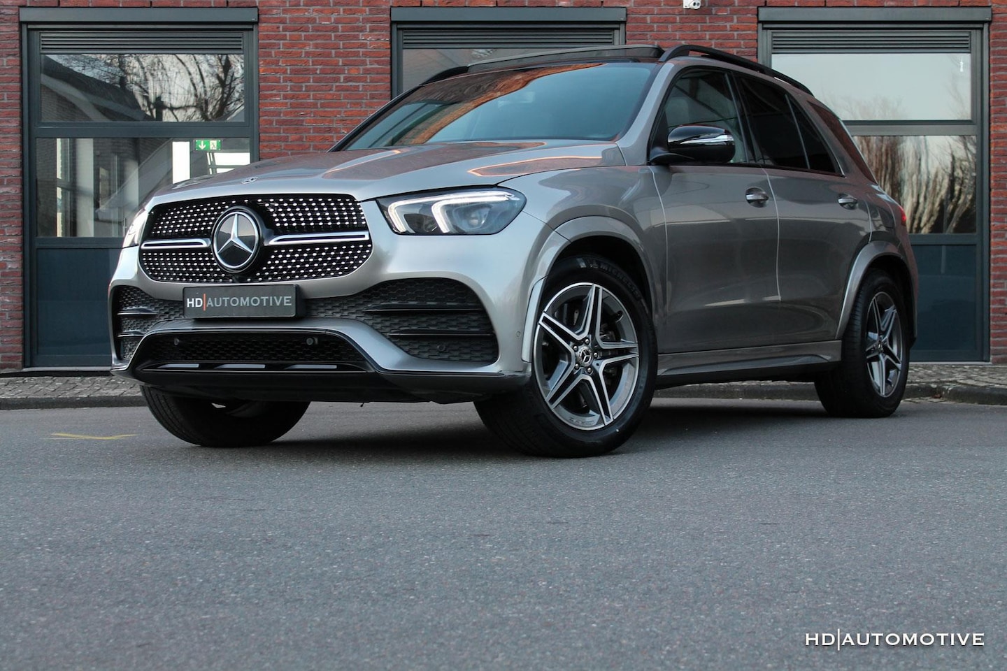 Mercedes-Benz GLE-Klasse - 350 e 4MATIC Premium Plus AMG PANO|BURMESTER|LEDER - AutoWereld.nl
