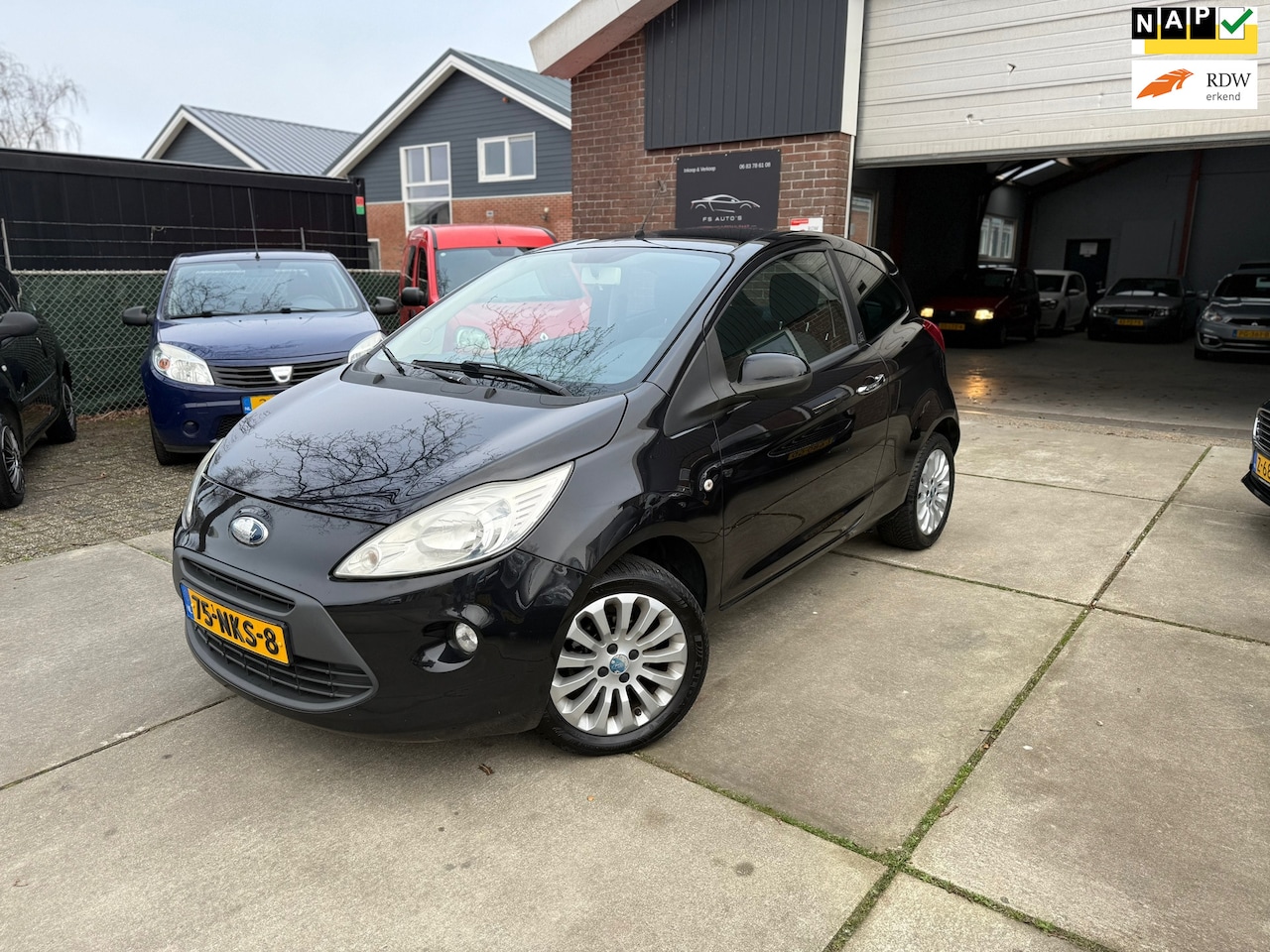 Ford Ka - 1.2 Titanium X NEW APK / AIRCO / NAP KM / ELECT. PAKKET / 2 SLEUTEL / BOEKJES / AUX / ELEC - AutoWereld.nl