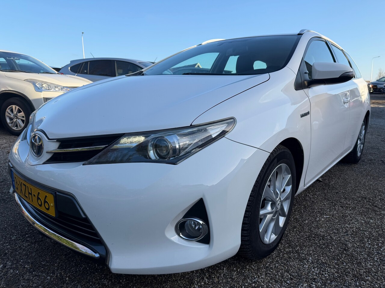 Toyota Auris Touring Sports - 1.8 Hybrid Dynamic Dealer Onderhouden Camera Cruise Keyless Zeer Nette Auto - AutoWereld.nl