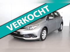 Toyota Auris - 1.3 Now