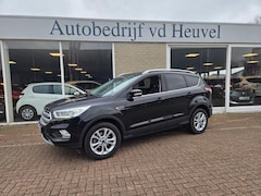 Ford Kuga - 1.5 EcoBoost Titanium Stoel/Stuur/voorruit verw.* Trekhaak * carplay*Sfeerverlichting * Ri
