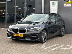 BMW 1-serie - 118i Executive Edition/1STE EIG/NAVI/CARPLAY/LED/NL AUTO NAP