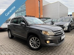 Volkswagen Tiguan - Highline 2.0 TDI | Lage km | Pano | Trekhaak