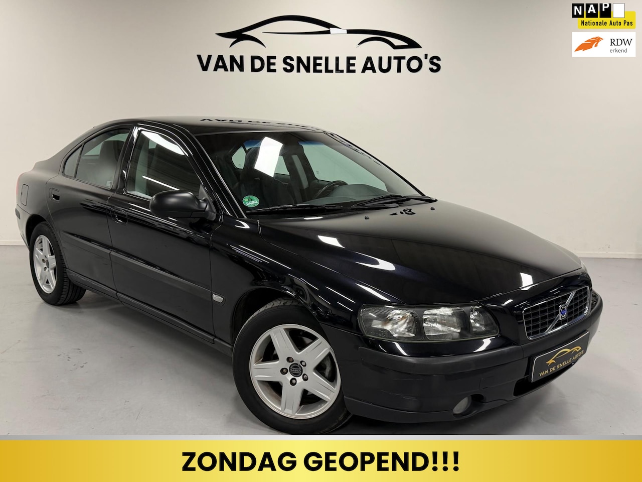 Volvo S60 - 2.4 Edition ORIGINEELNL/DEALERONDERHOUDEN - AutoWereld.nl