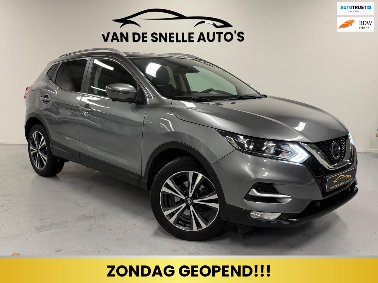 Nissan Qashqai - 1.3 DIG-T N-Connecta PANO/360CAMERA/ONDERHOUDSHISTORIE - AutoWereld.nl