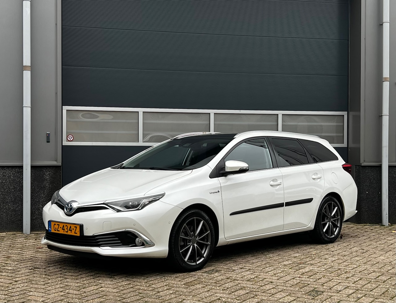Toyota Auris Touring Sports - 1.8 Hybrid Lease pro bj.2015 Camera|Navi|Lader|Nap. - AutoWereld.nl