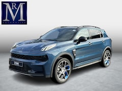 Lynk & Co 01 - 1.5 VAN: €30.900, - VOOR: €28.440, - UW EINDEJAARSVOORDEEL: €2.460, - | 11.000KM PHEV PLUG