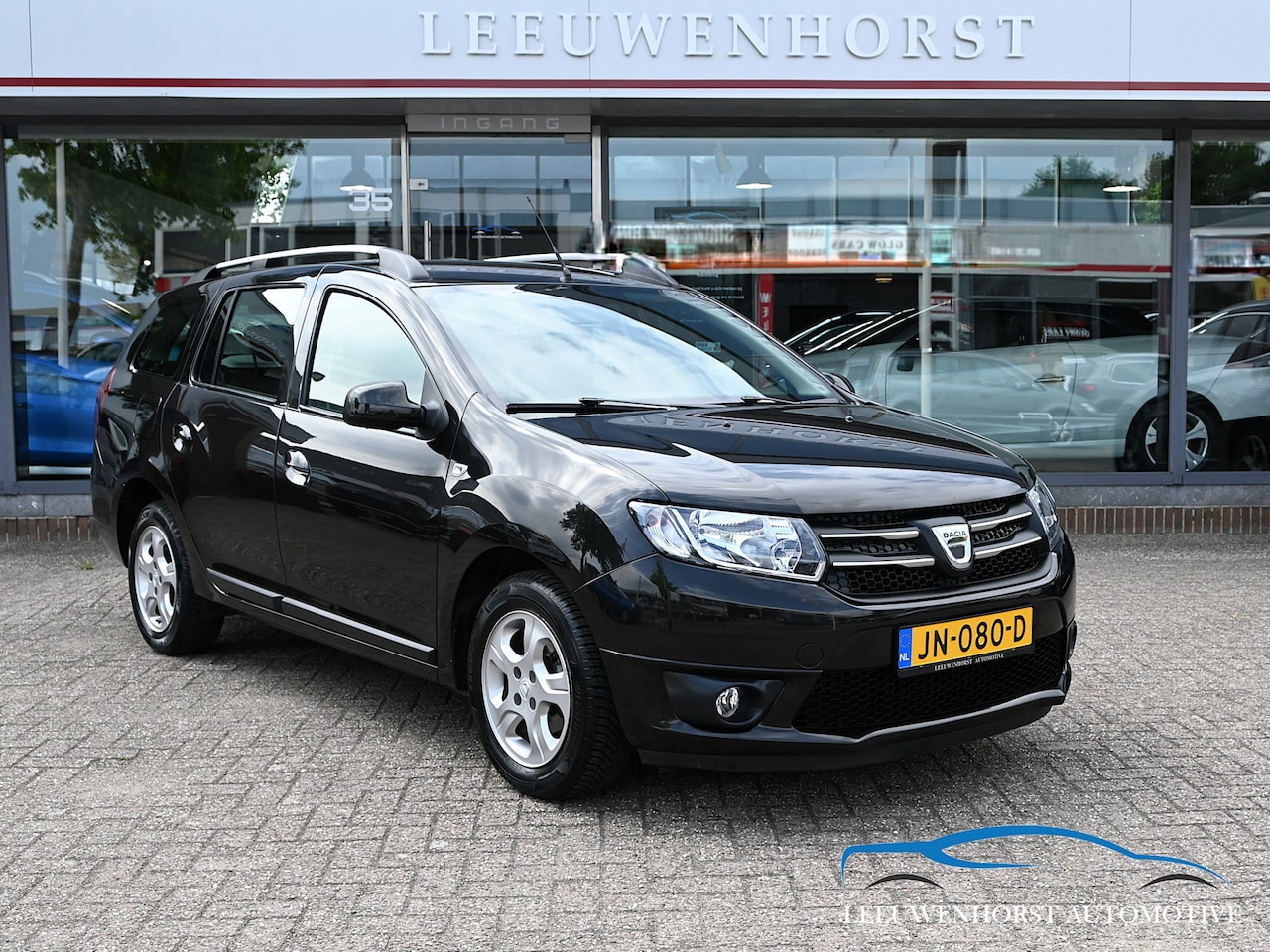 Dacia Logan MCV - 0.9 TCe S&S Prestige navi, PDC, airco, curise, trekhaak, NL-auto - AutoWereld.nl