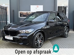 BMW X5 - XDrive45e M-Sport PANO HUD BOWERS & WILKENS SOFTCLOSE TREKHAAK