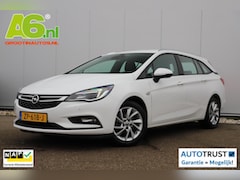Opel Astra Sports Tourer - 1.0 Turbo Business Executive 105PK Trekhaak 16 inch LMV Navigatie Carplay Android Bluetoot
