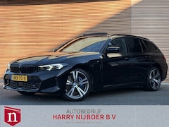 BMW 3-serie Touring - 330e Panoramadak / HUD / Leer / Stoelverwarming