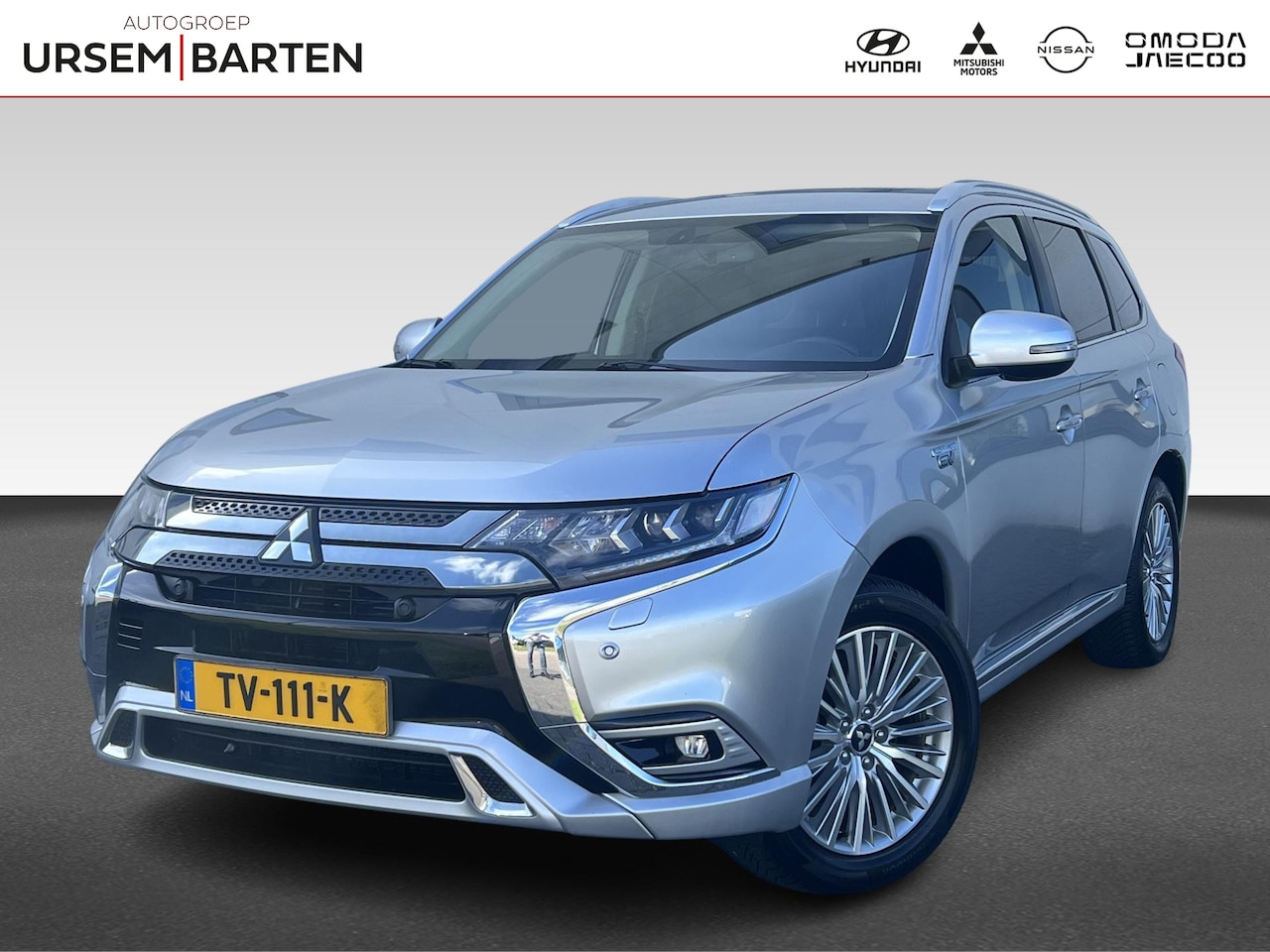Mitsubishi Outlander - 2.4 PHEV Intense+ Trekhaak - AutoWereld.nl