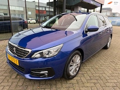 Peugeot 308 SW - 1.2 PureTech Allure / Keyless / Carplay / Trekhaak