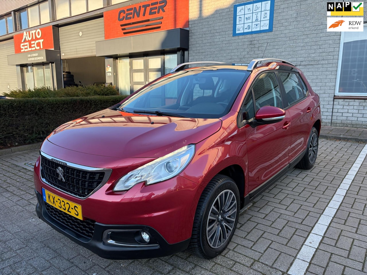 Peugeot 2008 - 1.2 PureTech Blue Lion / Pano'dak / LED / Navi / Sfeerverl. - AutoWereld.nl