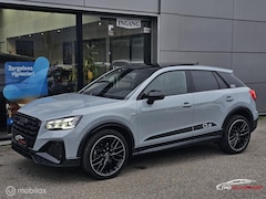 Audi Q2 - 35 TFSI Edition one S-line Panorama/Keyless/Matrix