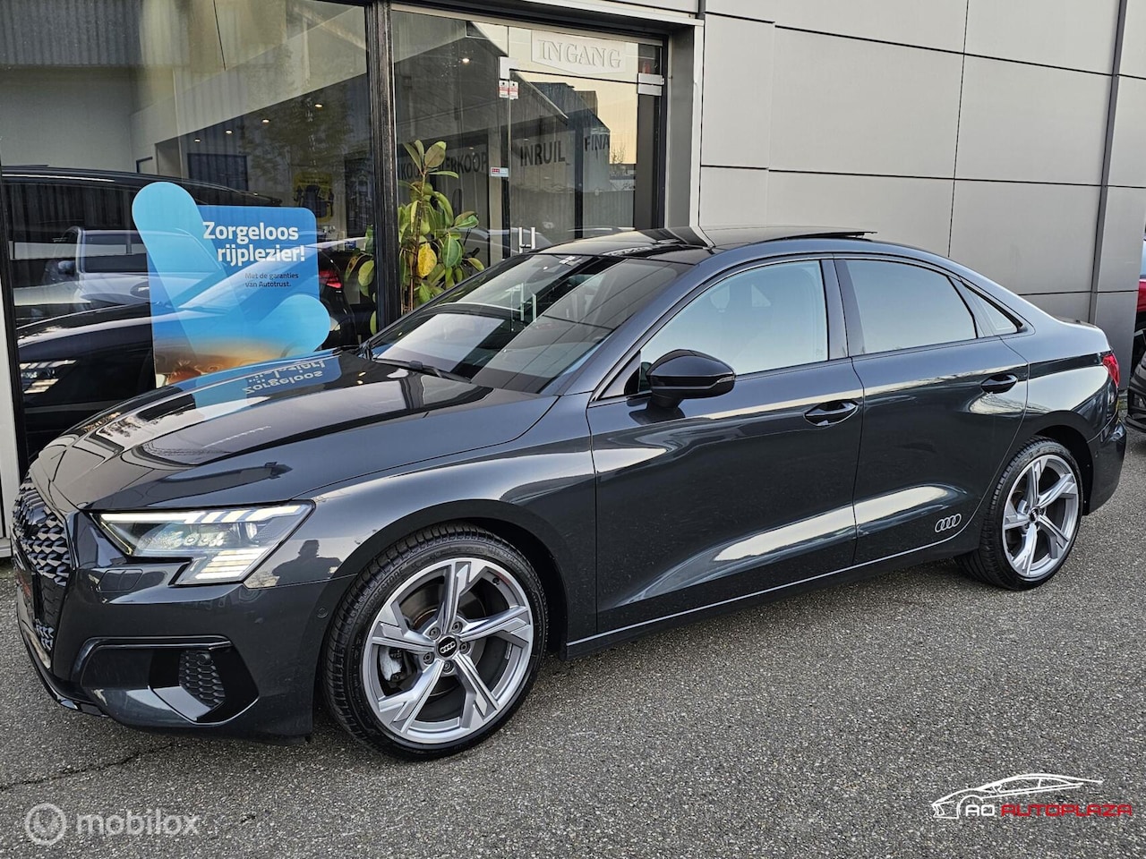 Audi A3 Limousine - 35 TFSI S edition Panorama/Keyless/RS Seats/Matrix/S-line - AutoWereld.nl