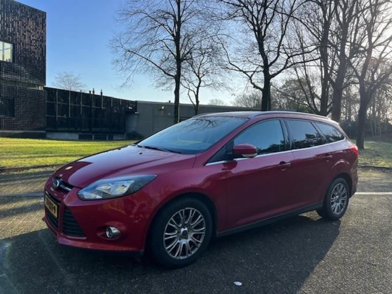 Ford Focus Wagon - 1.6 TDCI ECOnetic Lease Titanium Navi Clima - AutoWereld.nl