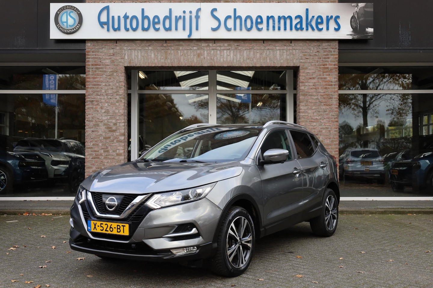 Nissan Qashqai - 1.2 N-Connecta PANO TREKHAAK 360-CAMERA CRUISE CLIMA NAVI DAB 2XPDC 18''LMV - AutoWereld.nl