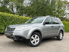 Subaru Forester - 2.0 AWD Automaat | Versnellingsbak slipt | Meeneemprijs | 2e Eigenaar | Trekhaak | Cliima