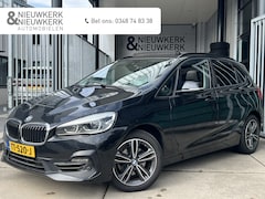 BMW 2-serie Active Tourer - 218i High Executive | AUTOMAAT | HEAD-UP DISPLAY | LEDER | SCHUIF/KANTELDAK | NAVI XL | CA