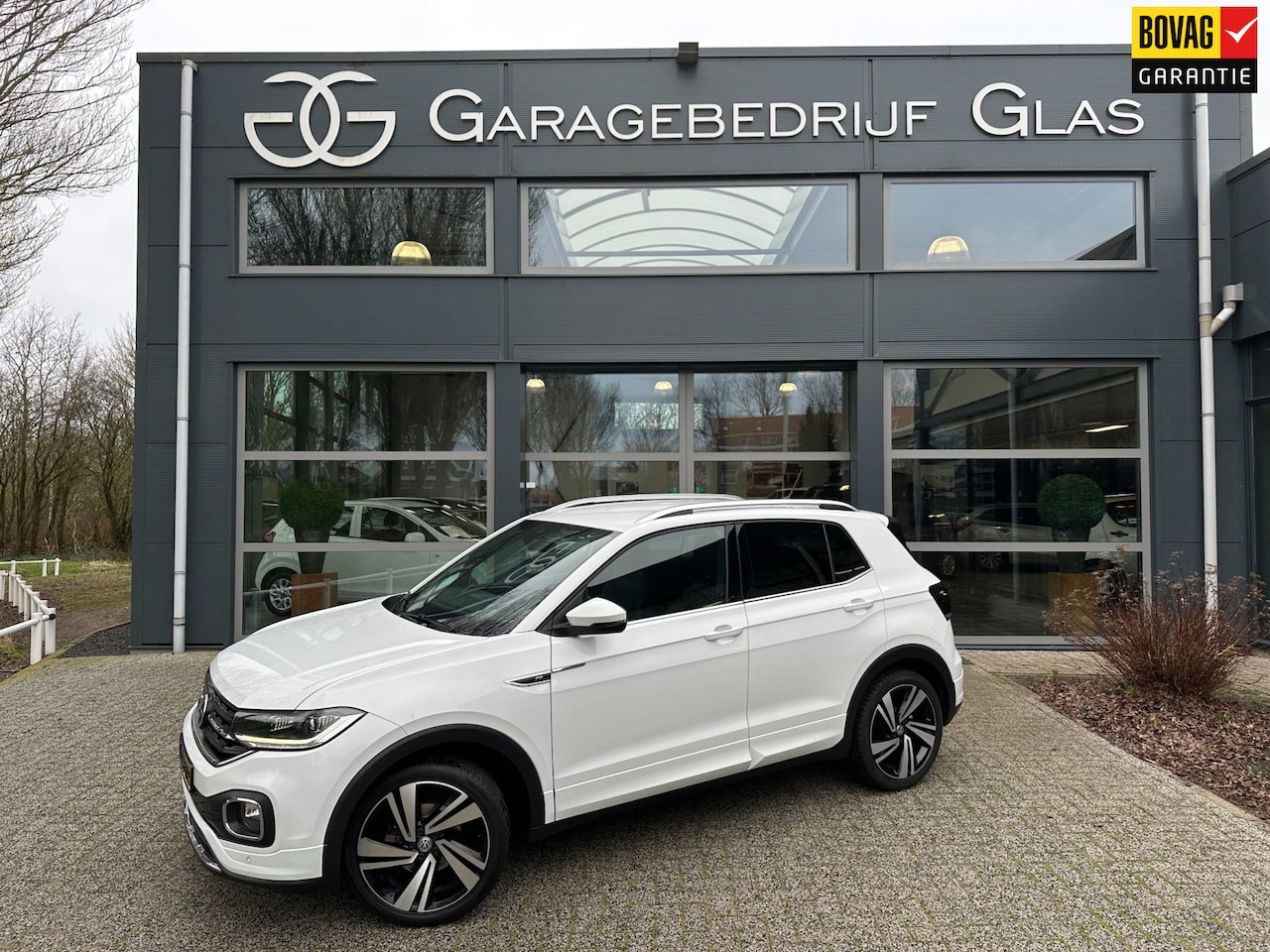 Volkswagen T-Cross - 1.0 TSI R-Line automaat carplay - AutoWereld.nl