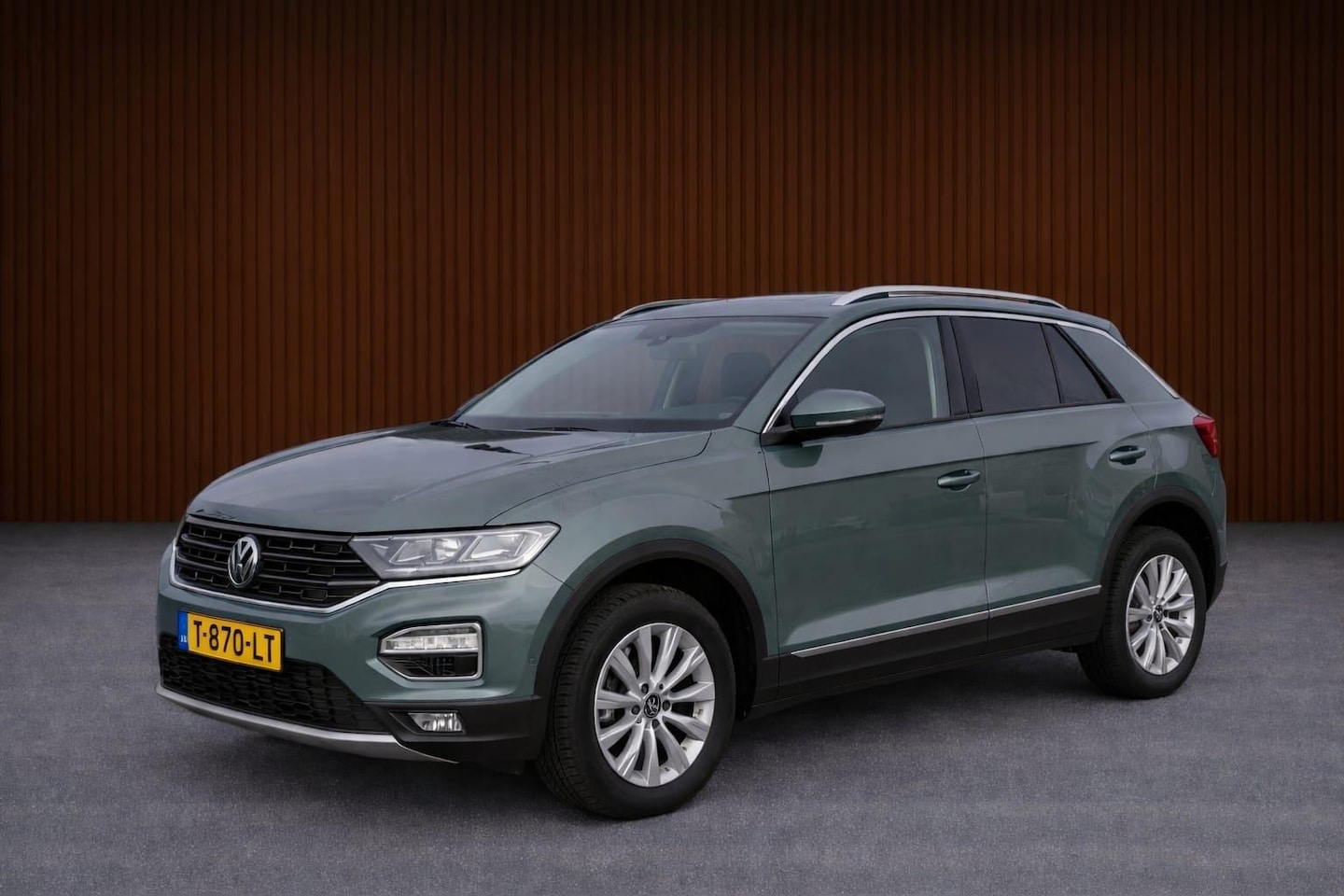 Volkswagen T-Roc - 1.0 TSI Life Camera, Navi, LED, Adaptive BJ2023 - AutoWereld.nl