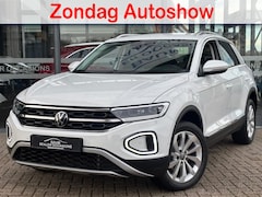 Volkswagen T-Roc - 1.0 TSI LIFE EDITION AIRCO LMV PDC CARPLAY STOELVW ALCANTARA