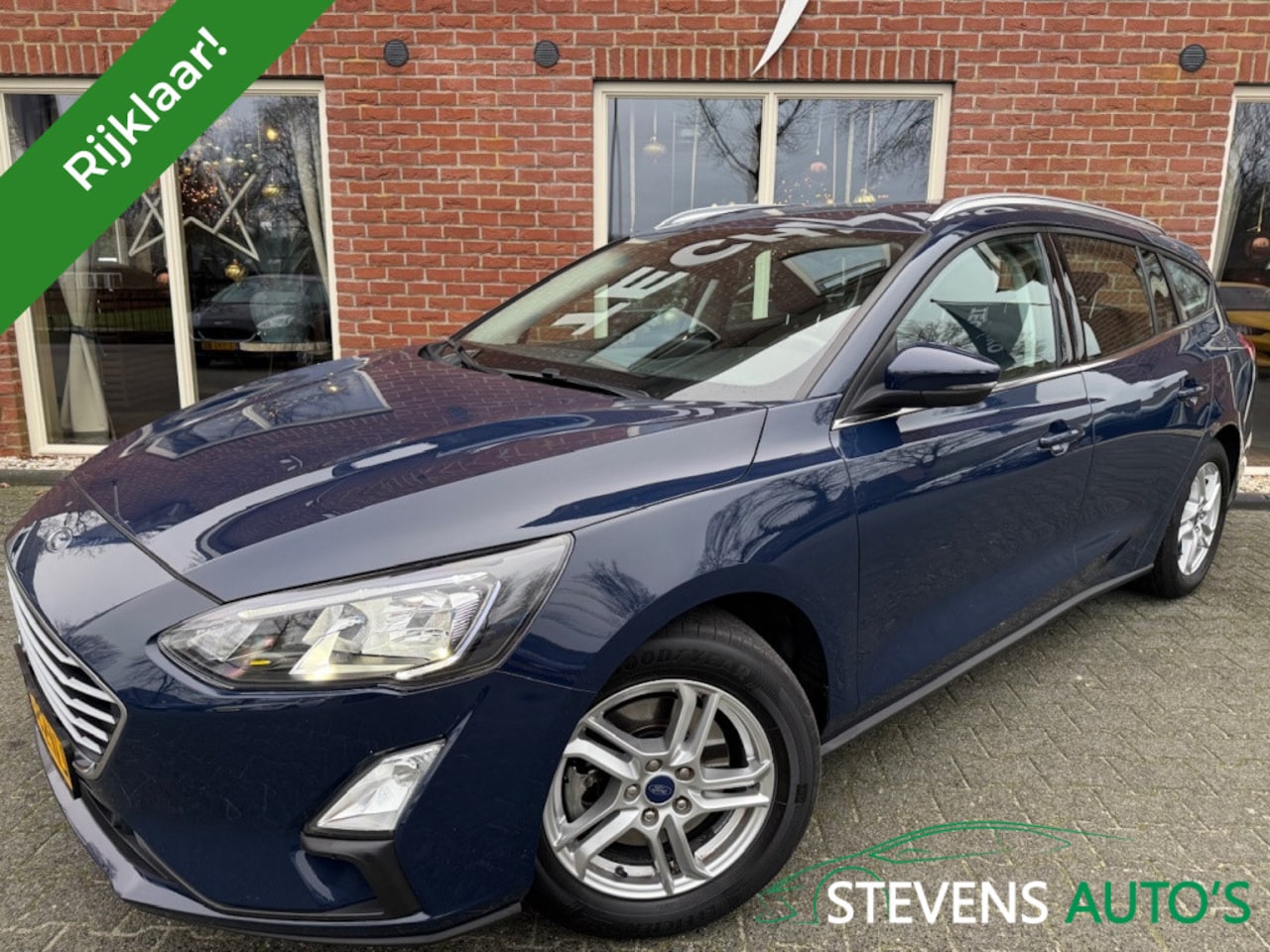 Ford Focus Wagon - 1.0 EcoB. Tr Ed. bns TREKHAAK / CARPLAY / ANDROID / DAB+ / NAVI - AutoWereld.nl