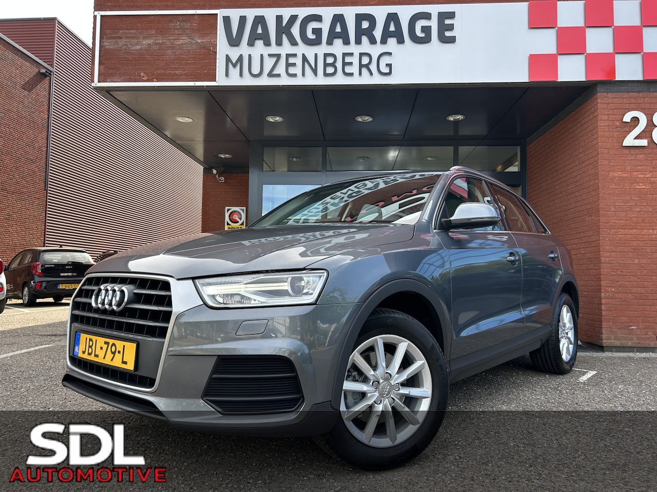 Audi Q3 - 1.4 TFSI CoD Pro Line 45000KM!!! // LED // LEDER // NAVI // CLIMA // CRUISE // PDC // STOE - AutoWereld.nl
