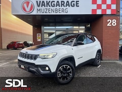 Jeep Compass - 4xe 240 Plug-in Hybrid Electric Trailhawk // LED // KEYLESS // CAMERA+SENSOREN // LEDER //