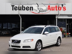 Volvo V70 - 2.4 D5 Kinetic Airco, Cruise control, Elektrische ramen, Half lederen interieur, Trekhaak