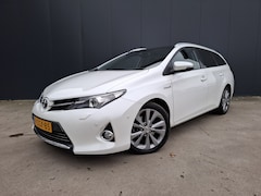 Toyota Auris Touring Sports - 1.8 Hybrid PANO DAK CAMERA XENON HALF LEER NAVI CRUISE ECC TREKHAAK
