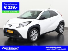 Toyota Aygo X - 1.0 VVT-i MT Play | Camera | Adaptief Cruise | Stoelverwarming | Zondag Open