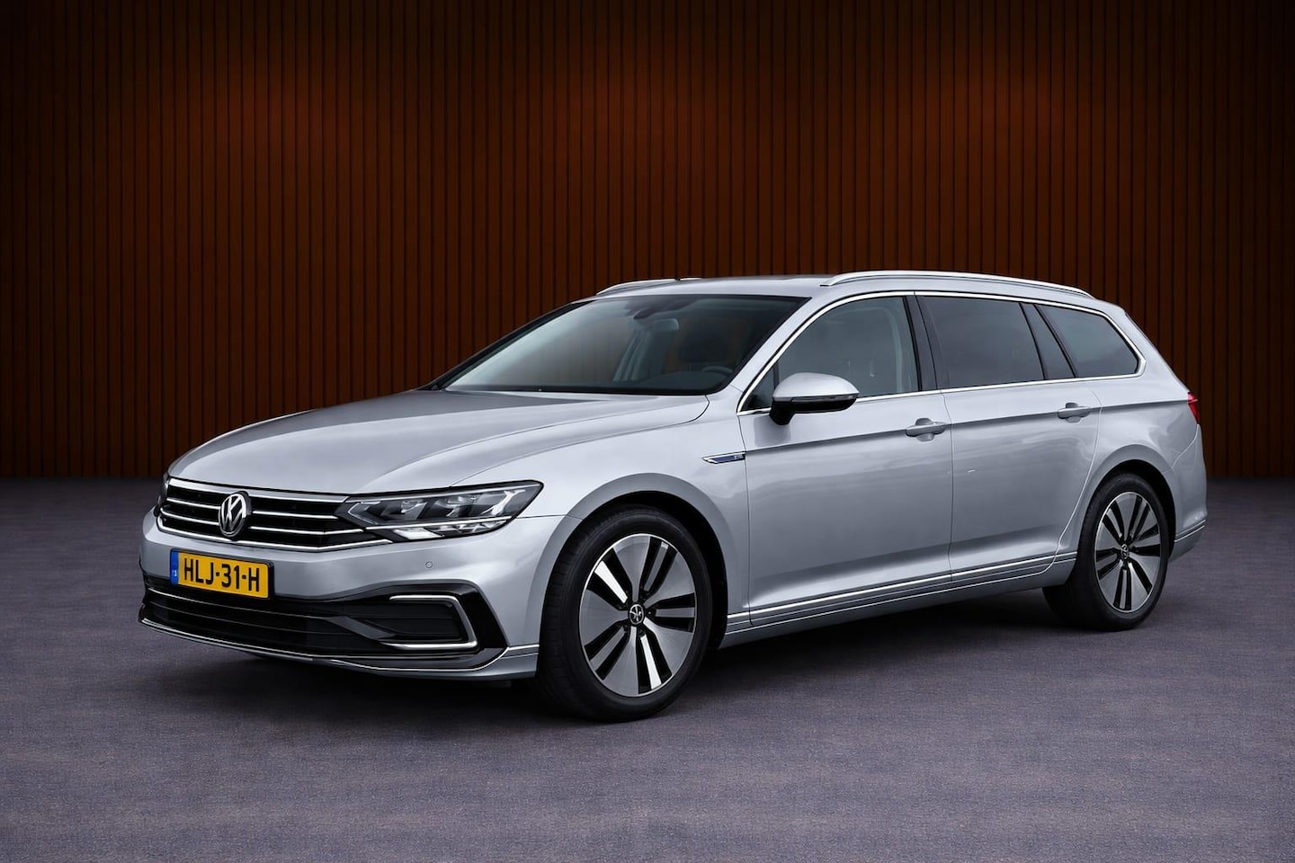 Volkswagen Passat Variant - 1.4 TSI PHEV GTE Business 1.4 TSI PHEV GTE Business - AutoWereld.nl