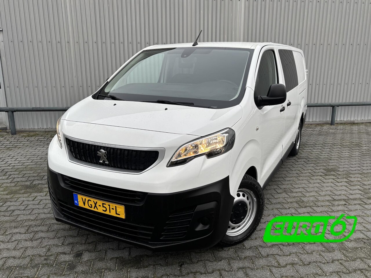 Peugeot Expert - 2.0 BlueHDI Lang DC*A/C*CRUISE*NAVI*HAAK*2XSHUIF* - AutoWereld.nl