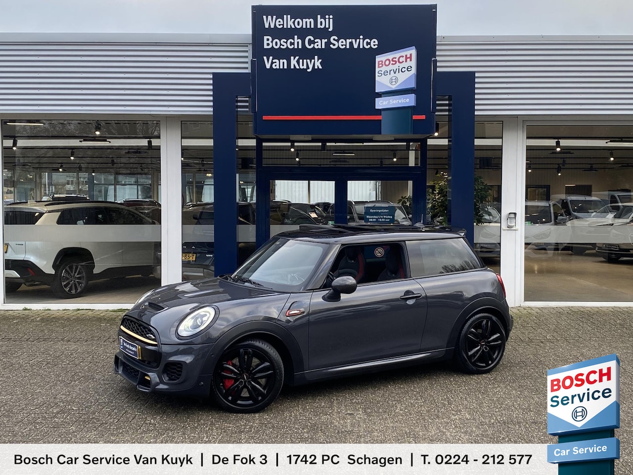 MINI John Cooper Works - Mini 2.0 Chili / NL Auto / 231 PK / JCW-sportuitlaat / Panorama-Dak / Full LED-verlichting - AutoWereld.nl