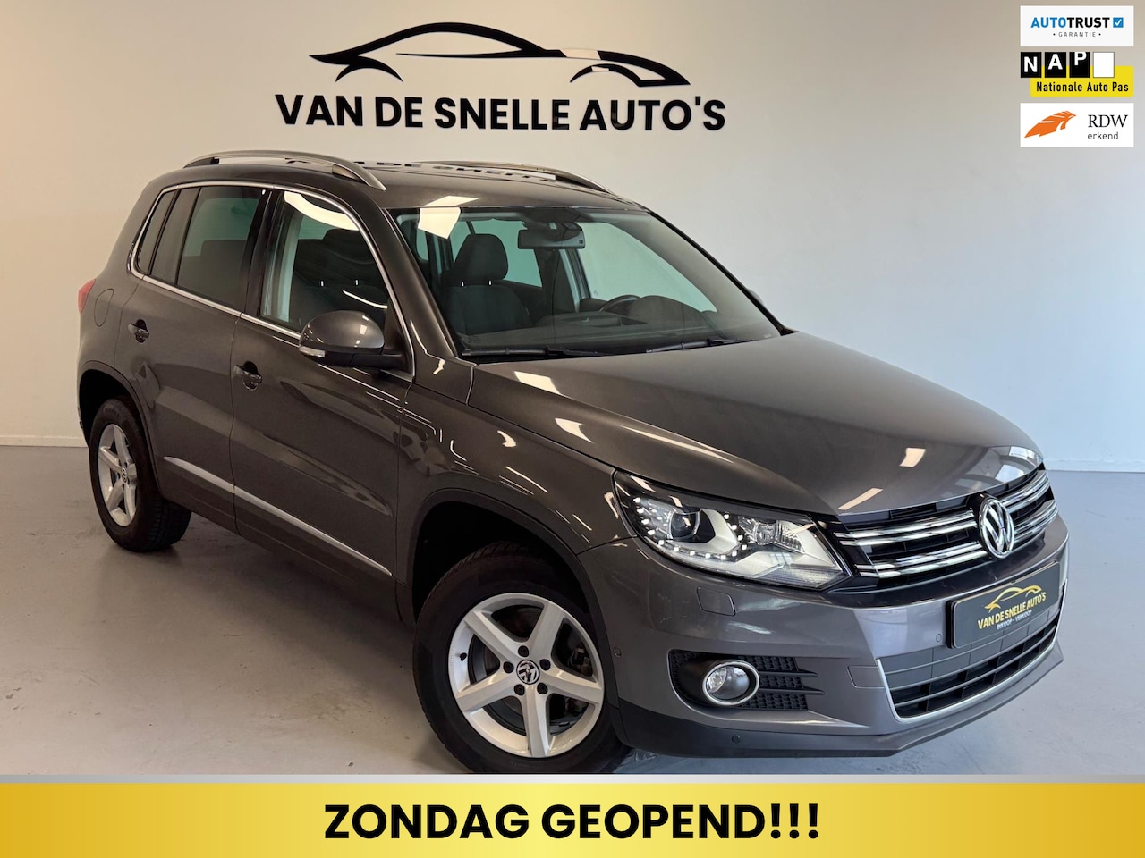 Volkswagen Tiguan - 2.0 TSI Sport&Style 4Motion DSG/CAMERA/BIXENON/LED - AutoWereld.nl