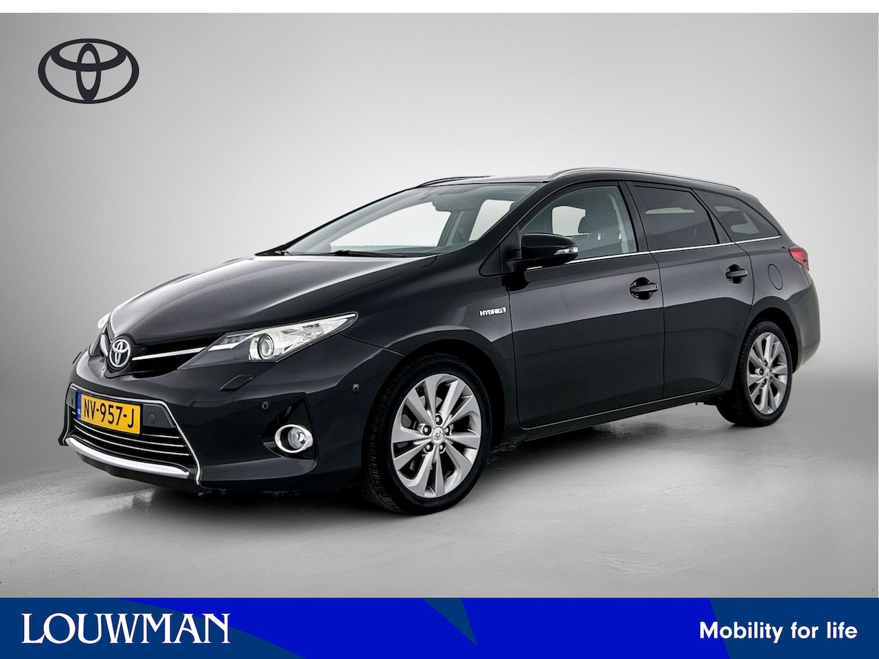 Toyota Auris Touring Sports - 1.8 Hybrid Executive | Panoramadak | Trekhaak | - AutoWereld.nl