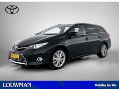 Toyota Auris Touring Sports - 1.8 Hybrid Executive | Panoramadak | Trekhaak |