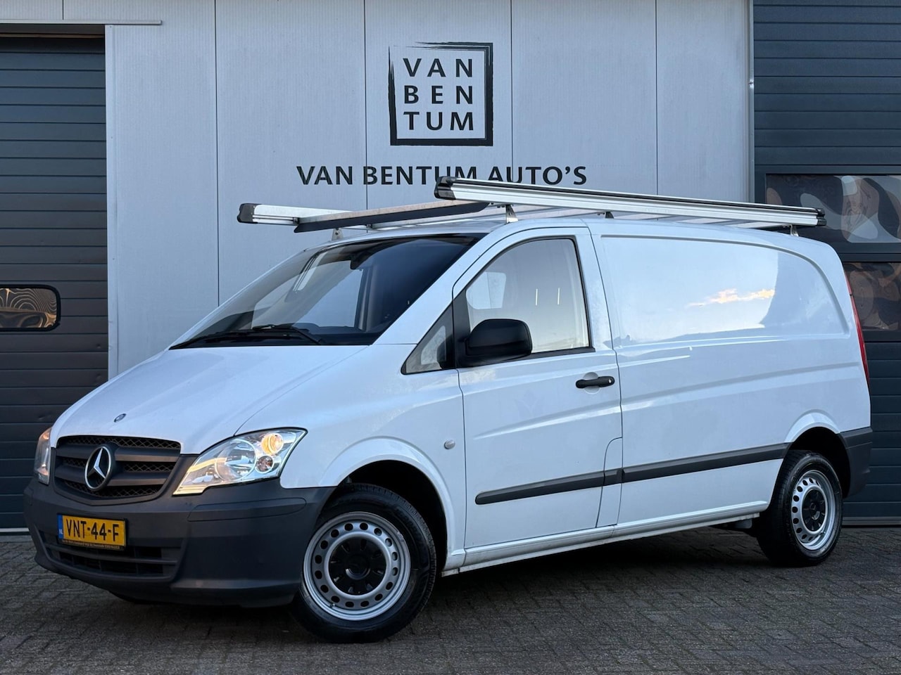 Mercedes-Benz Vito - 110CDI 95pk Imperiaal 3-pers. EURO 5 - AutoWereld.nl