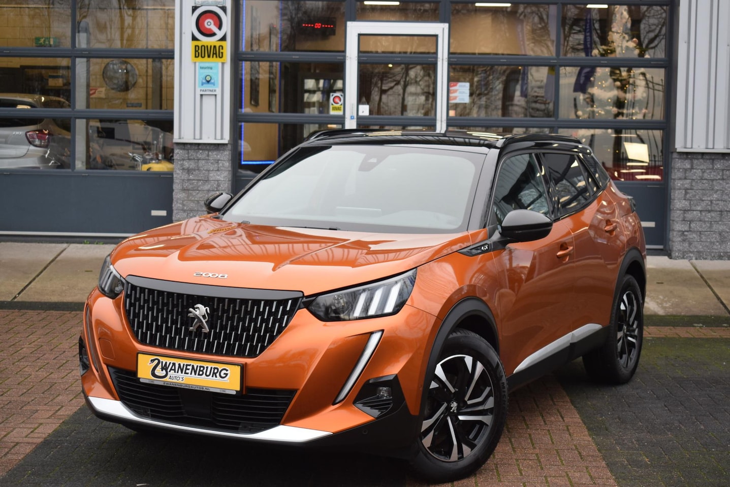 Peugeot 2008 - 1.2 PureTech GT Navi Airco Camera Km 77.500!! - AutoWereld.nl